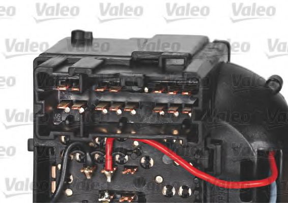 Выключатель на колонке рулевого управления VALEO 251689