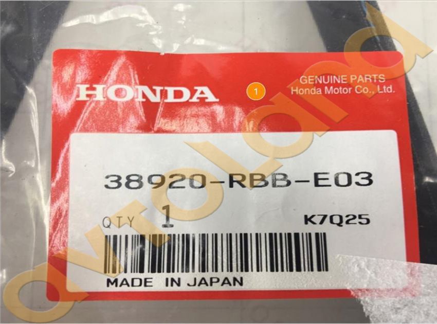 1. У оригинала отсутствует стикер.