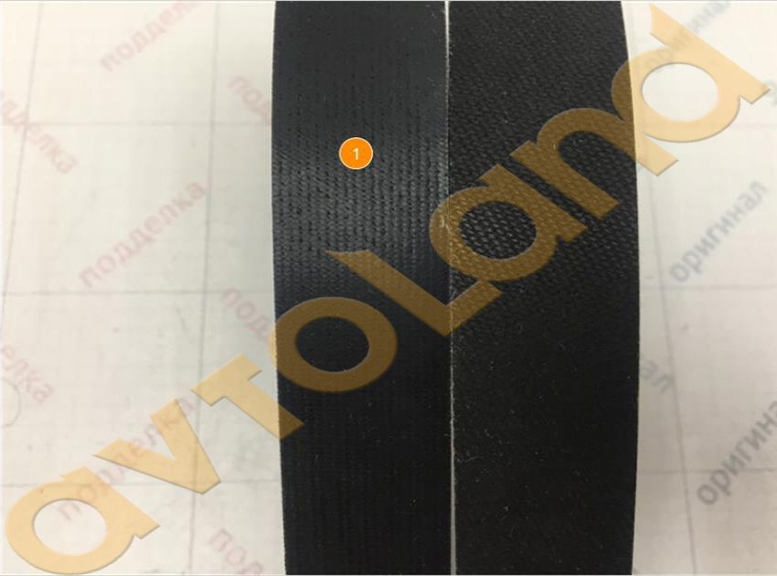 1. Отличается структура внешней части ремня.