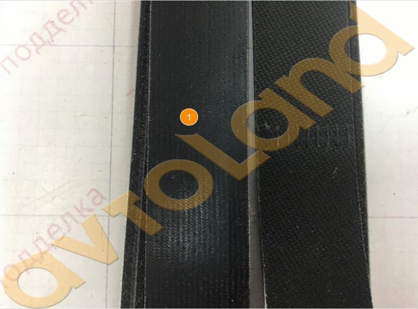 1. Отличается соединения концов ремня.